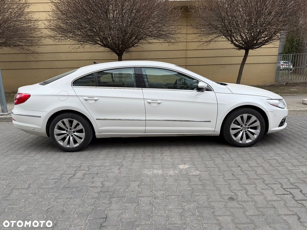 Volkswagen Passat CC - 4