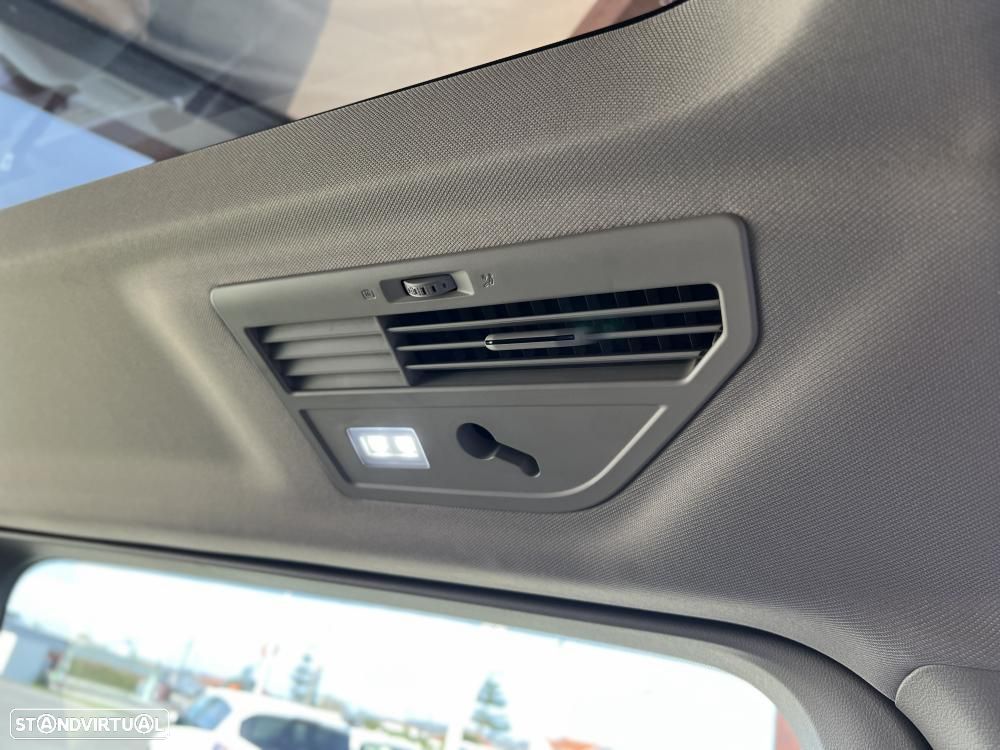 VW Multivan 1.4 TSI e-Hybrid Life DSG - 34