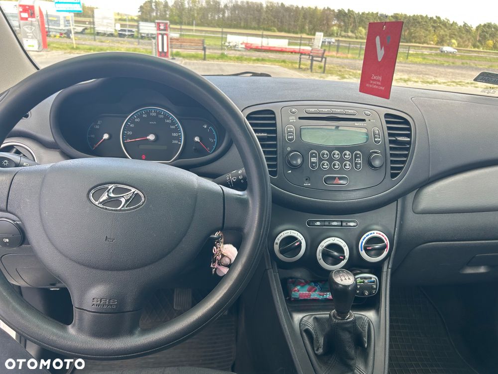 Hyundai i10 1.1 Base - 6