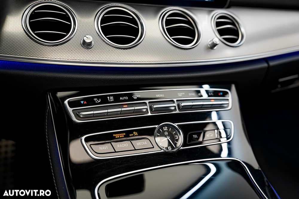 Mercedes-Benz E - 19