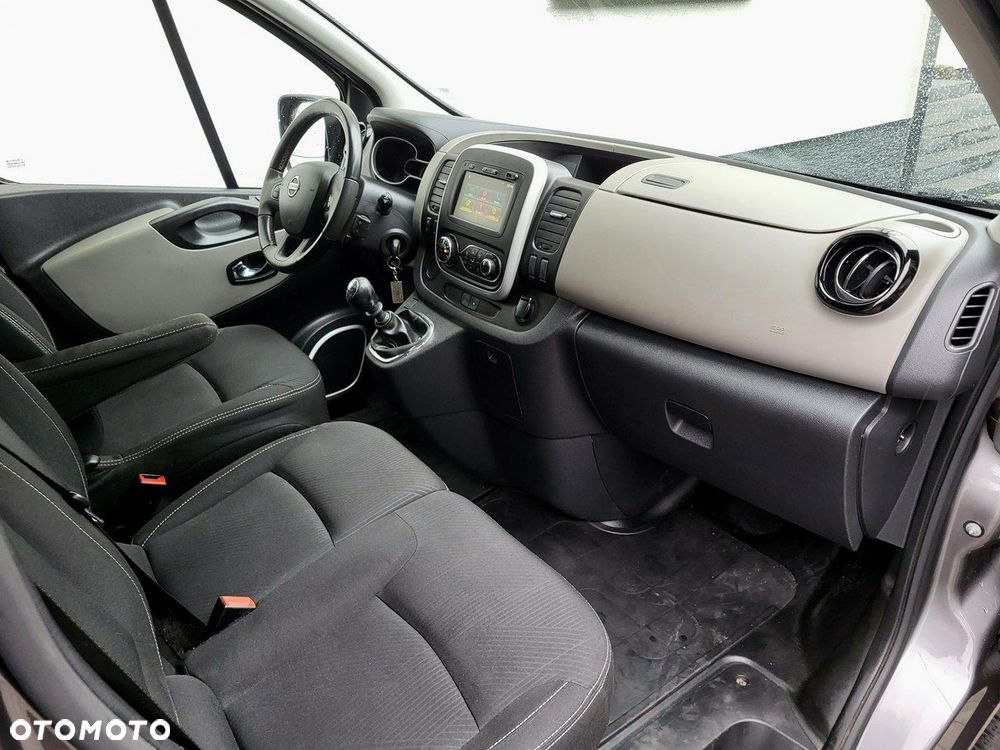 Renault Trafic - 8