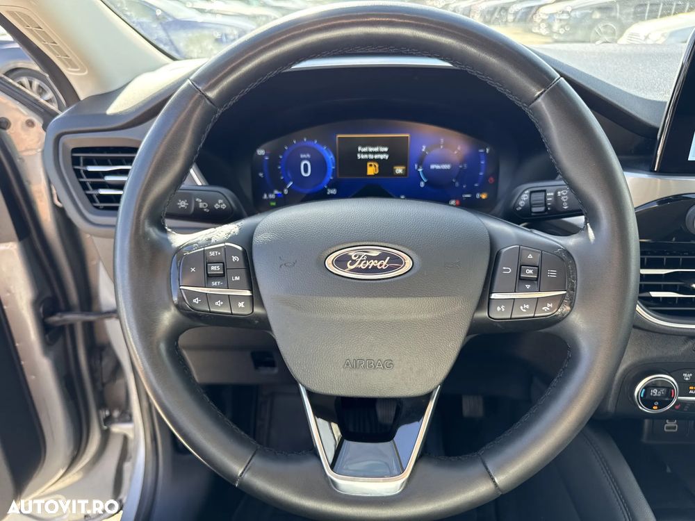Ford Kuga - 16