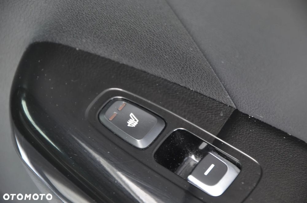 Kia Sportage 1.6 T-GDI GT Line 4WD - 33