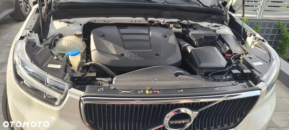 Volvo XC 40 T3 Momentum Pro - 10