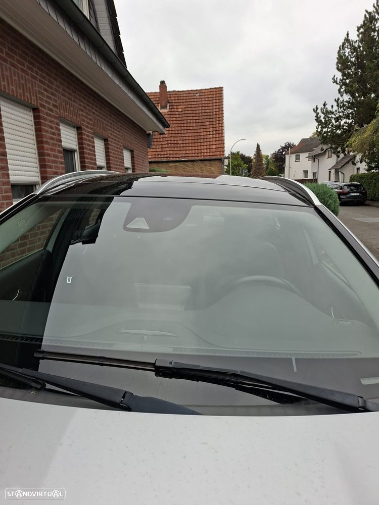 Mercedes-Benz GLA 220 d 4Matic 7G-DCT Urban - 35