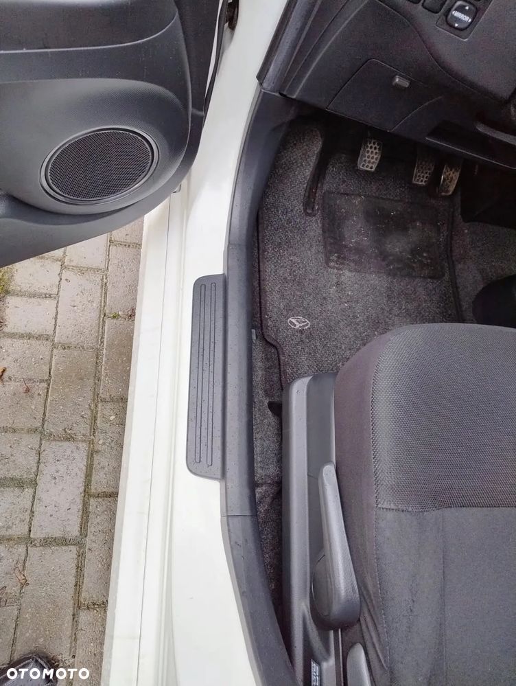 Daihatsu Materia 1.5 - 13