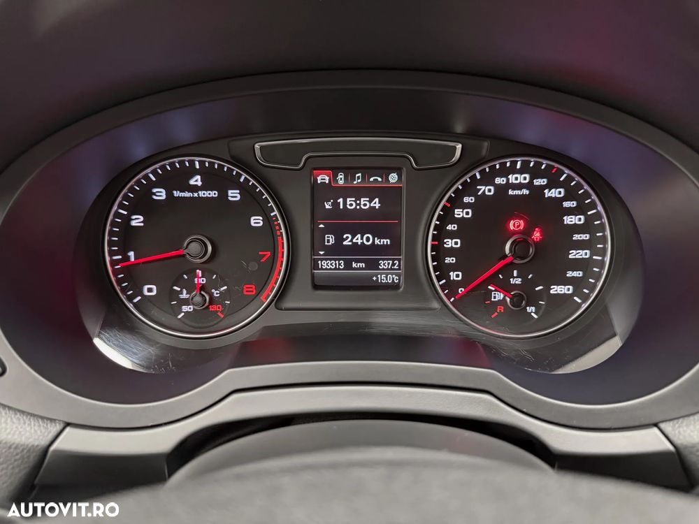 Audi Q3 1.4 TFSI ultra Design - 24