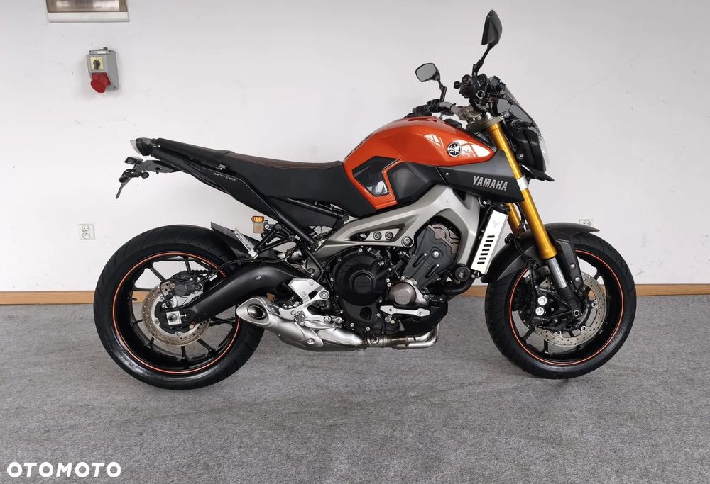 Yamaha MT - 4