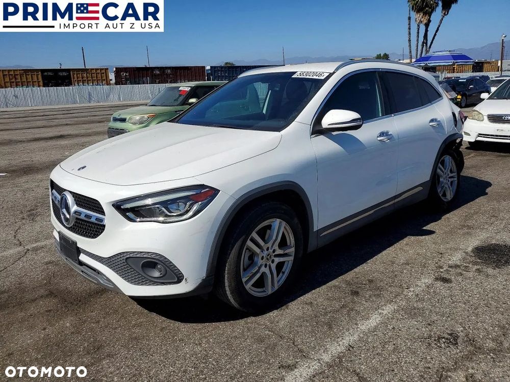 Mercedes-Benz GLA 250 4Matic 8G-DCT Edition 2021 - 3