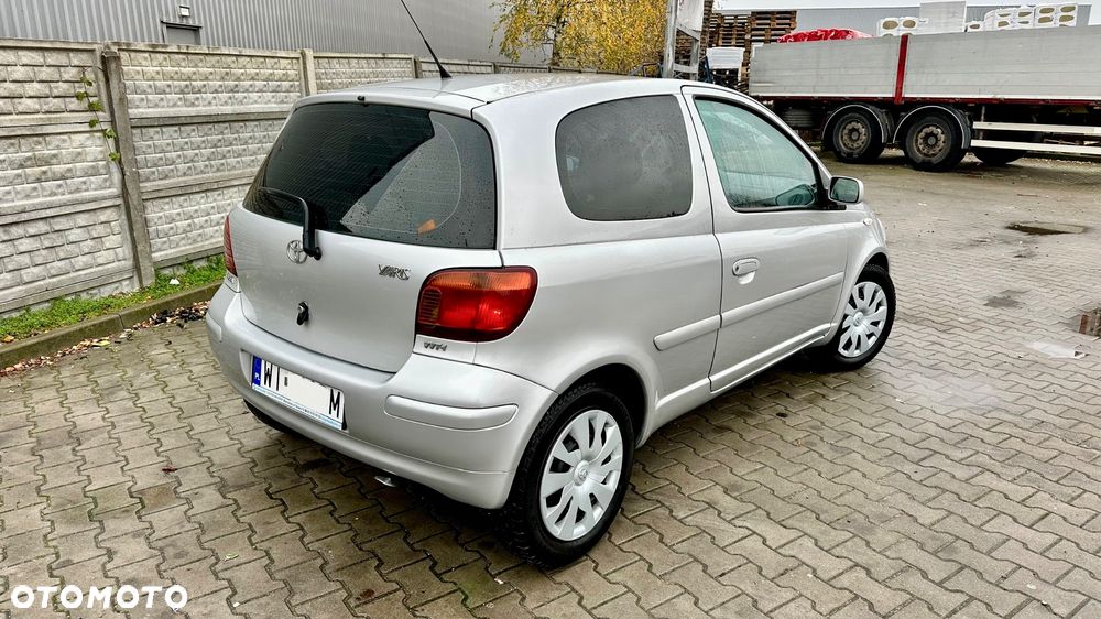Toyota Yaris 1.0 Luna - 6