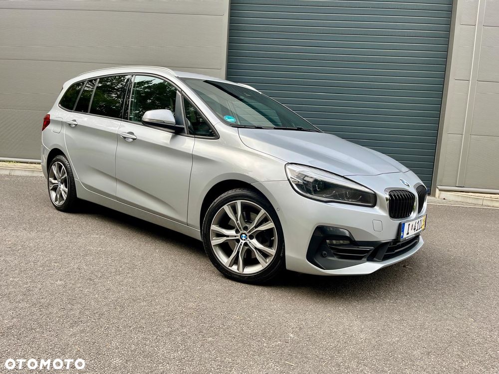 BMW Seria 2 220d Gran Tourer xDrive Sport-Aut Sport Line - 7