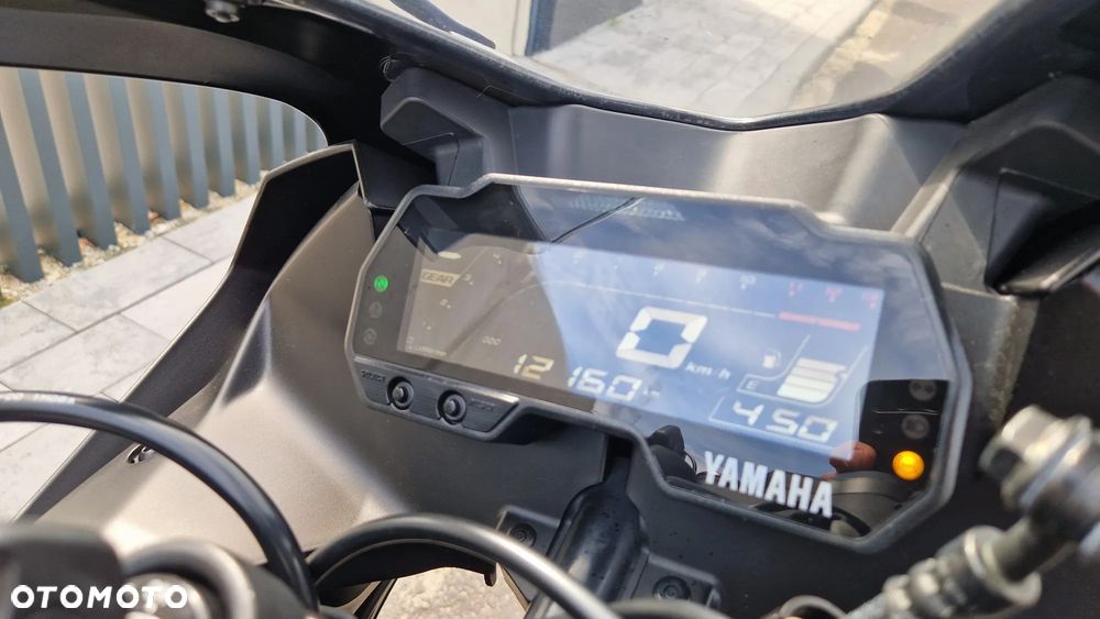 Yamaha YZF - 21