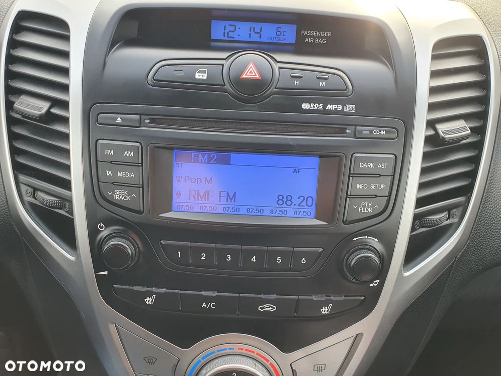 Hyundai ix20 1.4 blue Comfort - 19