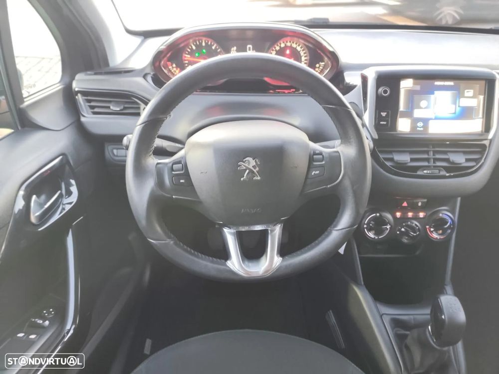 Peugeot 208 1.4 HDi Active - 23