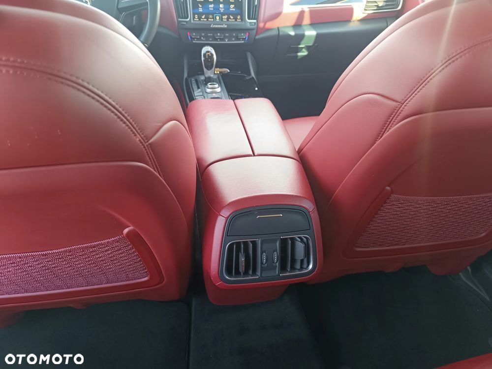 Maserati Levante Q4 - 22