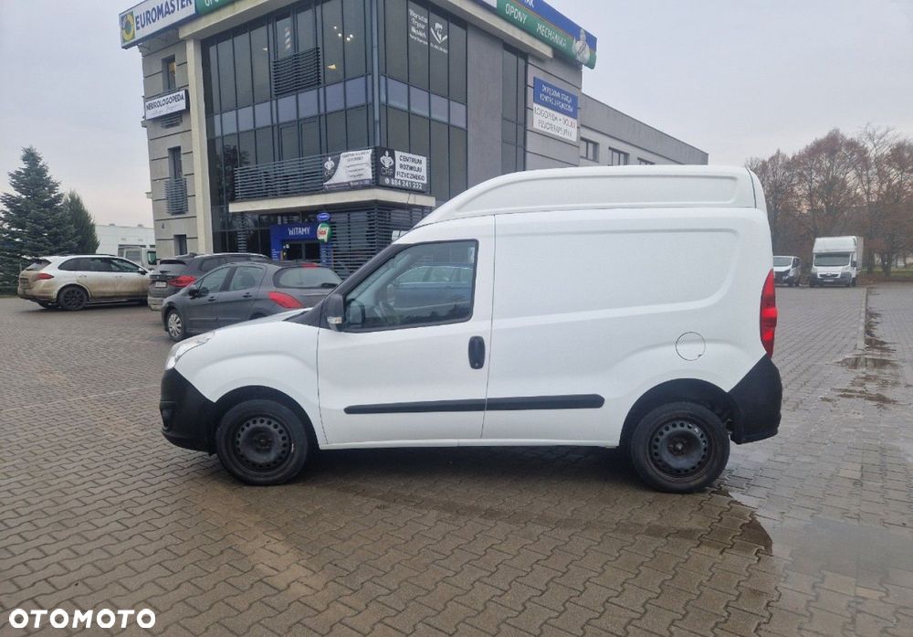 Opel COMBO - 4