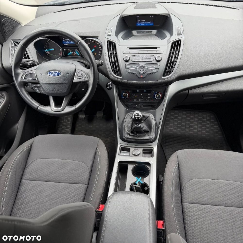 Ford Kuga - 34