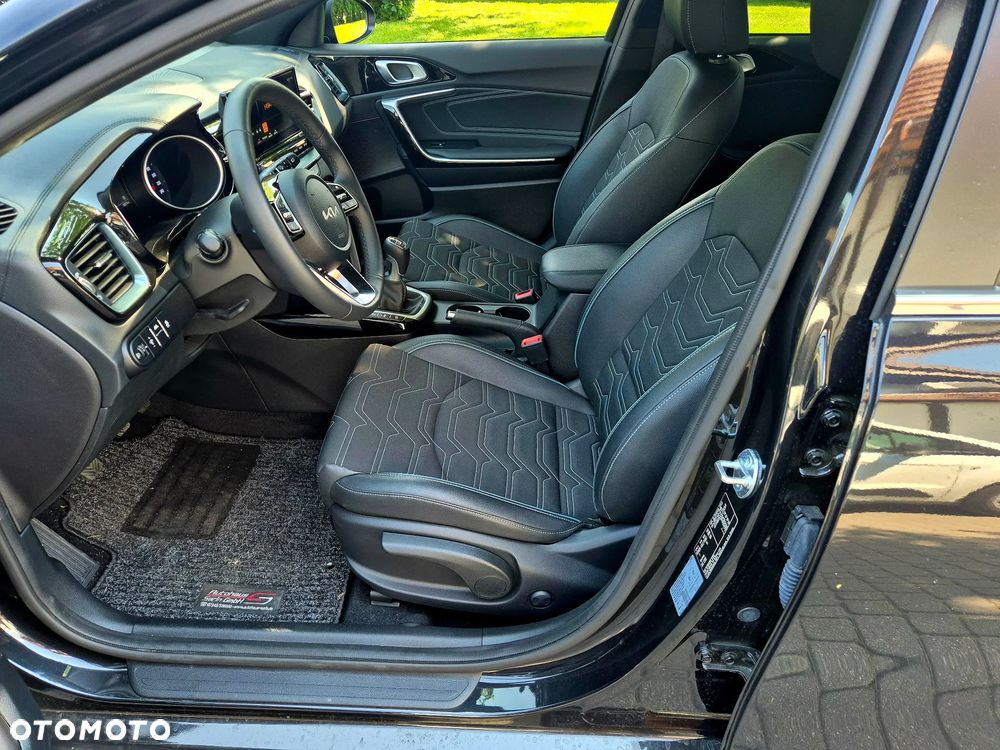 Kia Ceed - 5