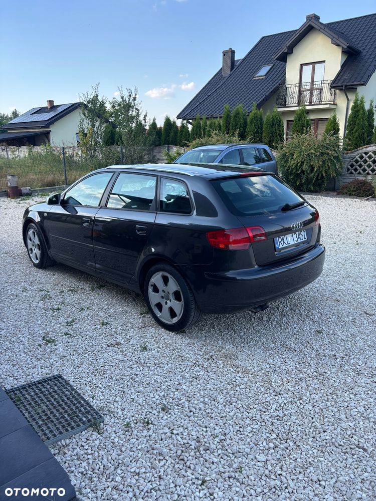 Audi A3 Sportback 2.0 TDI Ambiente - 6