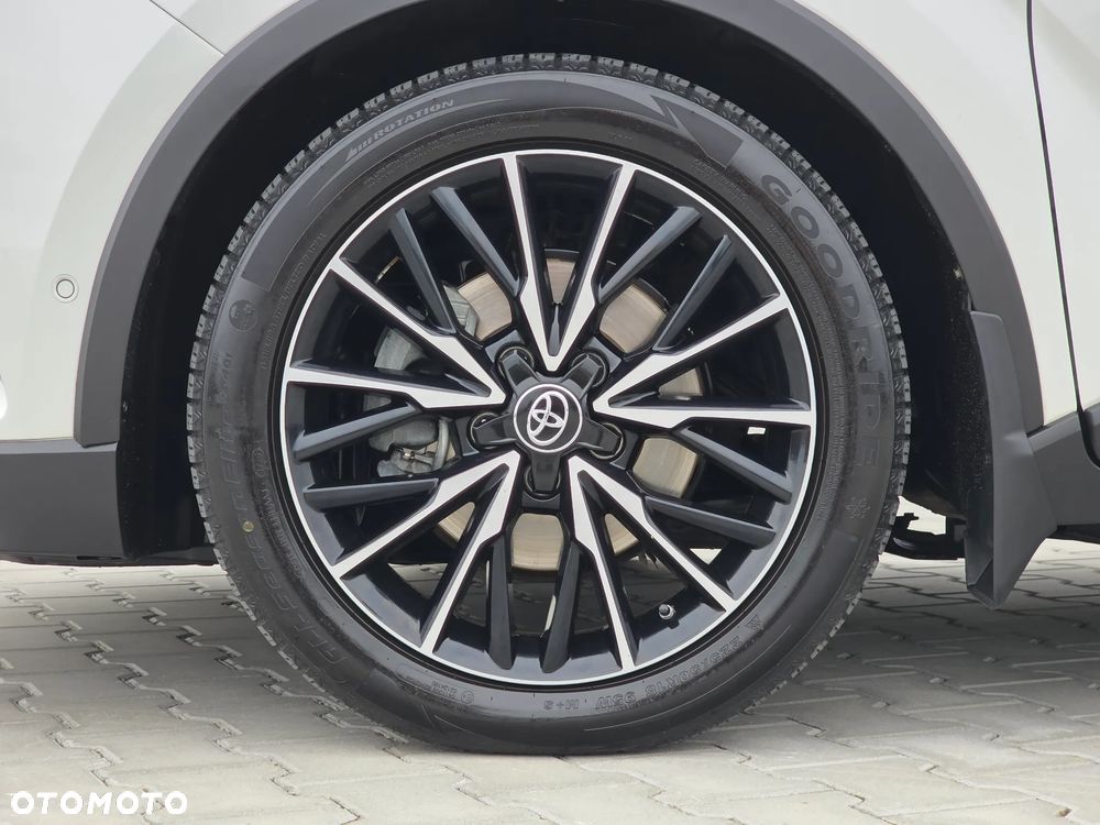 Toyota C-HR Lounge - 38