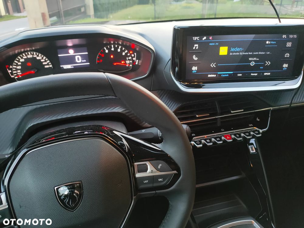 Peugeot 208 1.2 PureTech Style S&S - 14