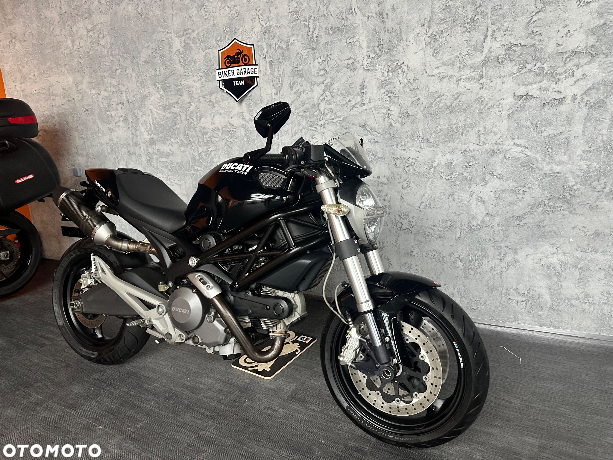Ducati Monster - 2