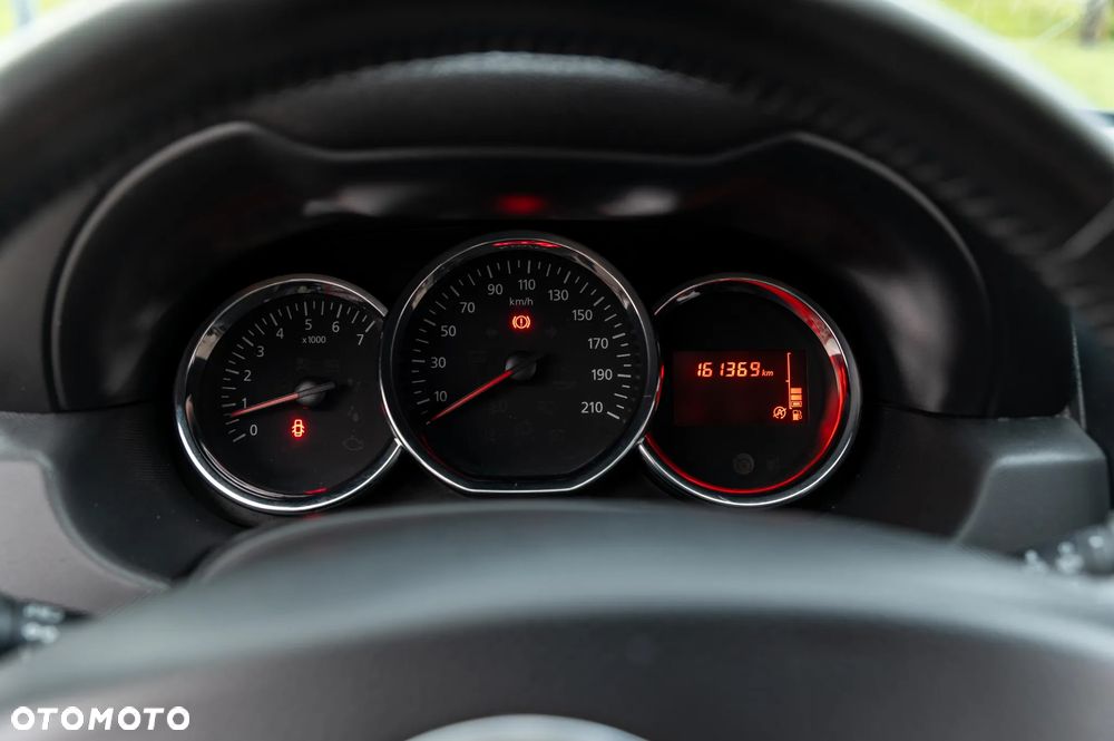 Dacia Duster 1.6 SCe Blackshadow S&S - 22