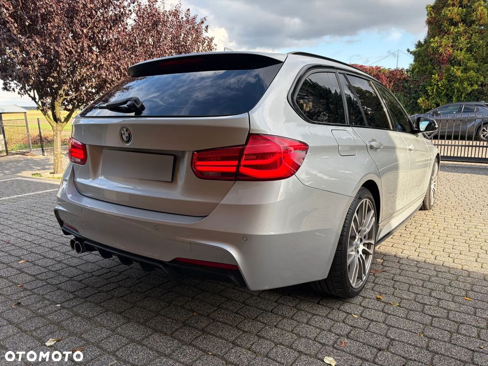 BMW Seria 3 320d xDrive Edition M Sport Shadow - 11