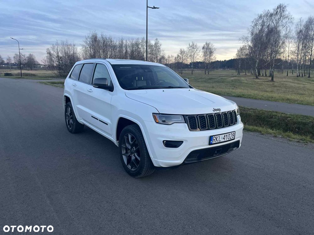 Jeep Grand Cherokee - 1