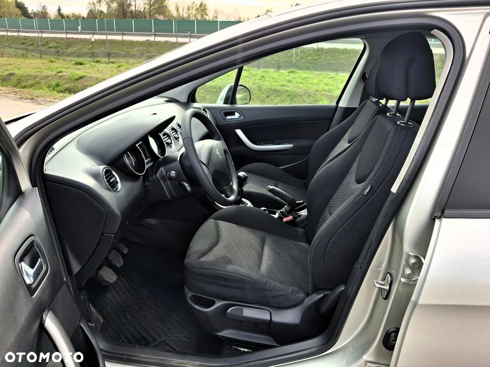 Peugeot 308 1.6 Trendy - 15