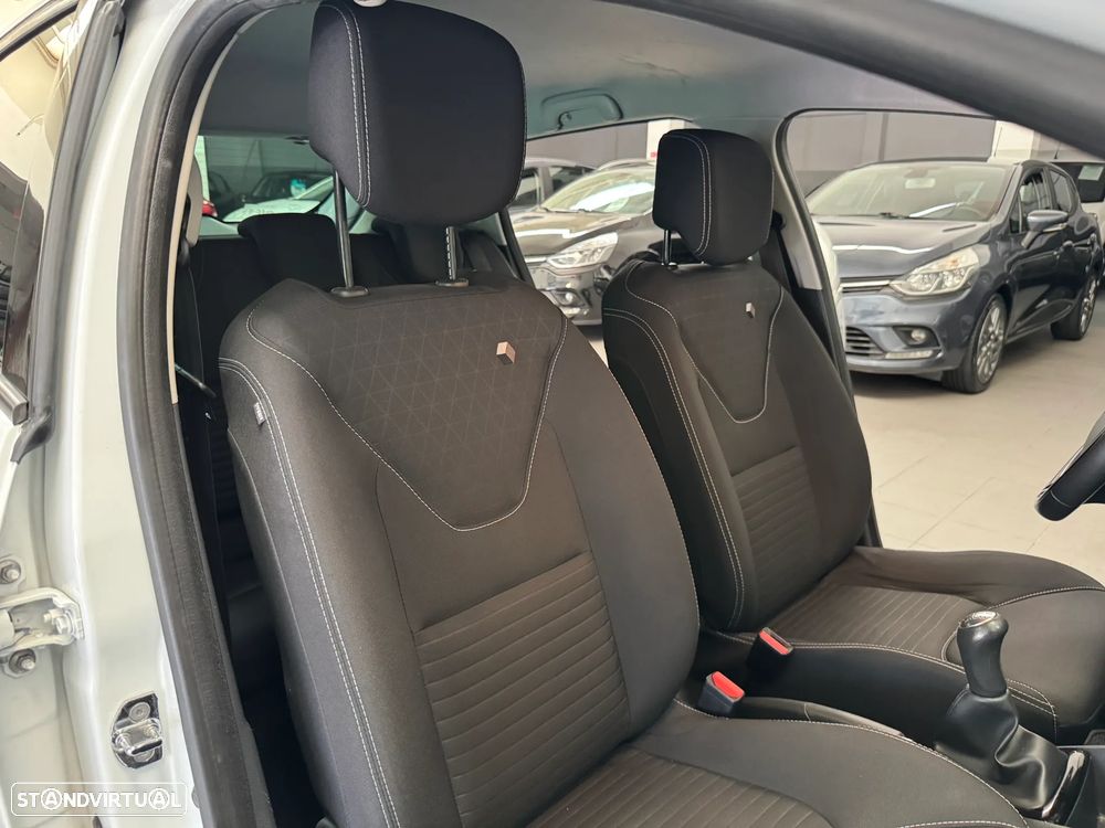 Renault Clio TCe 90 Limited - 19