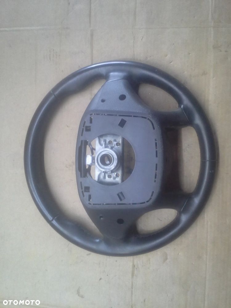 Hyundai Elantra GT wersja USA kierownica z multifunkcją - 14