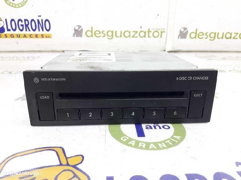 SISTEMA DE ÁUDIO RÁDIO CD VOLKSWAGEN PASSAT BERLINA 3C2 - 1