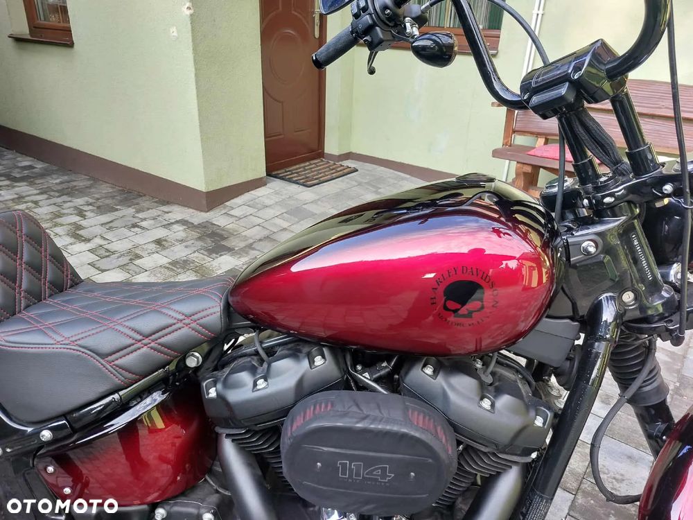 Harley-Davidson Softail Street Bob - 11