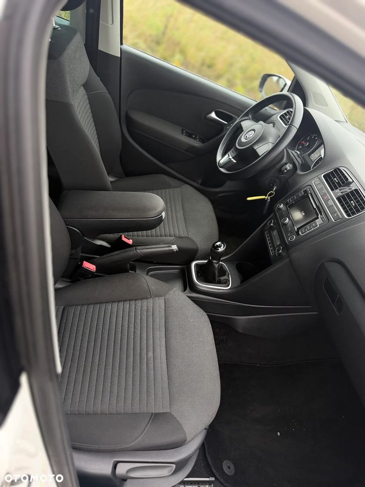 Volkswagen Polo - 31