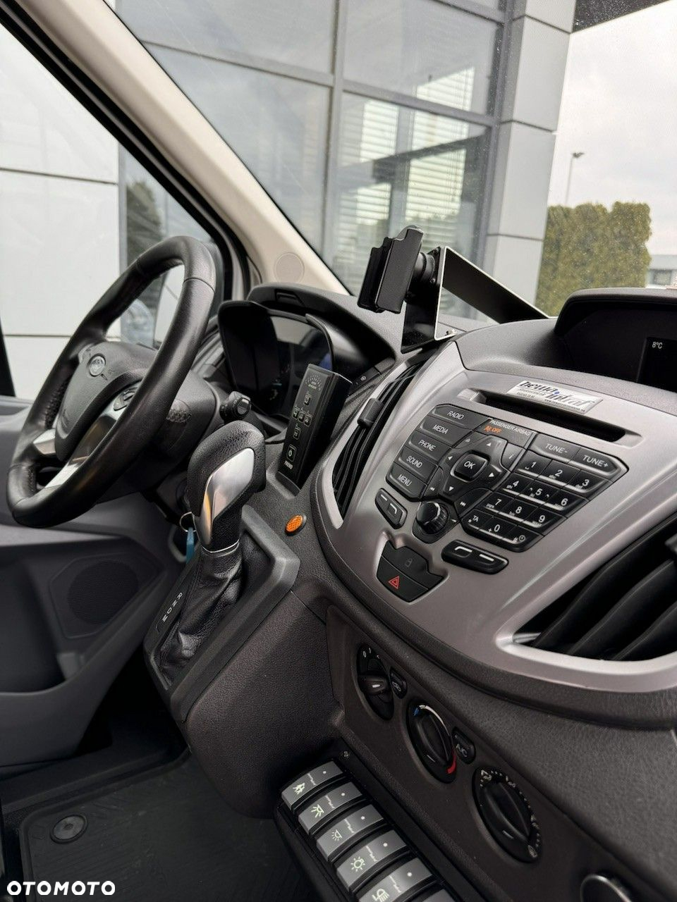 Ford Transit - 25