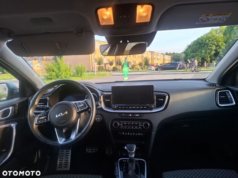 Kia Ceed 1.5 T-GDI GT-Line DCT - 14