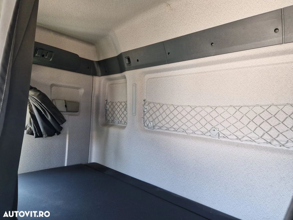 MAN TGX 33.560 AUTOMAT 560 CP BASCULANTA  6x4 - 40