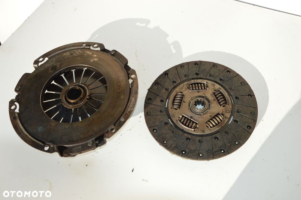 sprzęgło tarcza docisk iveco daily 3.0 hpi 6 biegów - 3