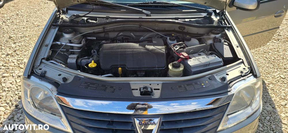 Dacia Logan 1.2 16V Laureate - 11