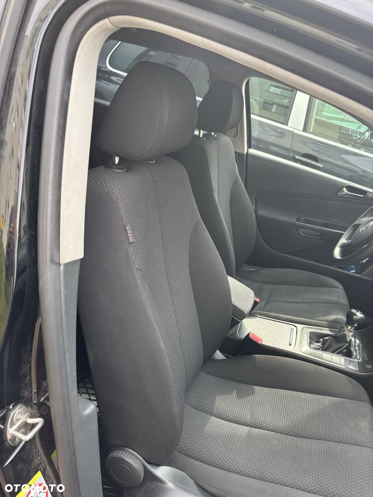 Volkswagen Passat - 7