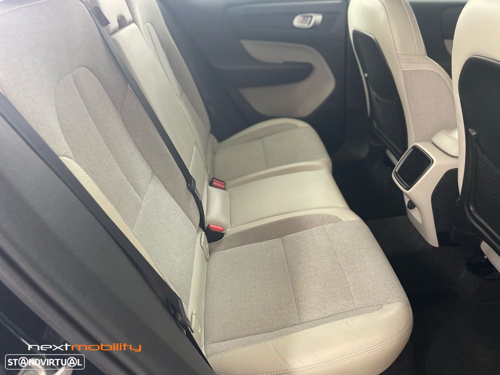 Volvo XC 40 2.0 D3 Momentum Plus - 20