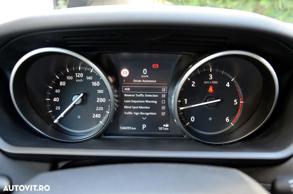 Land Rover Discovery 2.0 L SD4 Ingenium HSE Luxury - 29