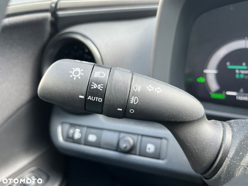 Toyota C-HR 1.8 Hybrid Comfort - 23