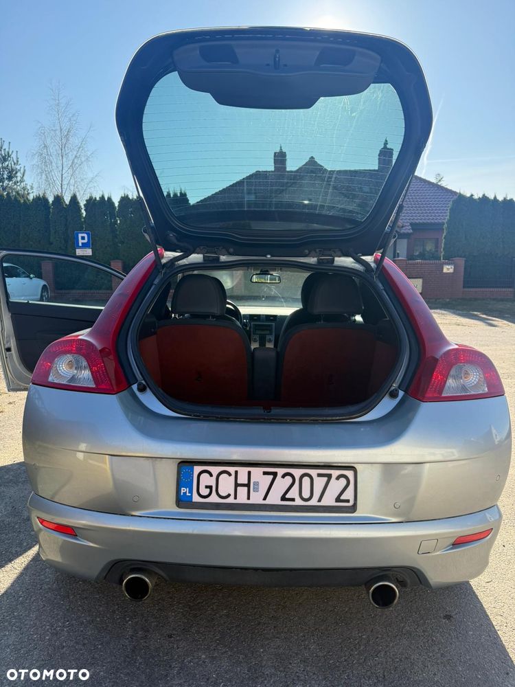 Volvo C30 ver-d5 - 6