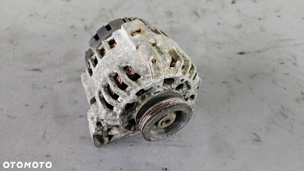 Alternator Renault Clio II Lift 1,2 2005r 95A 7700437090 - 2