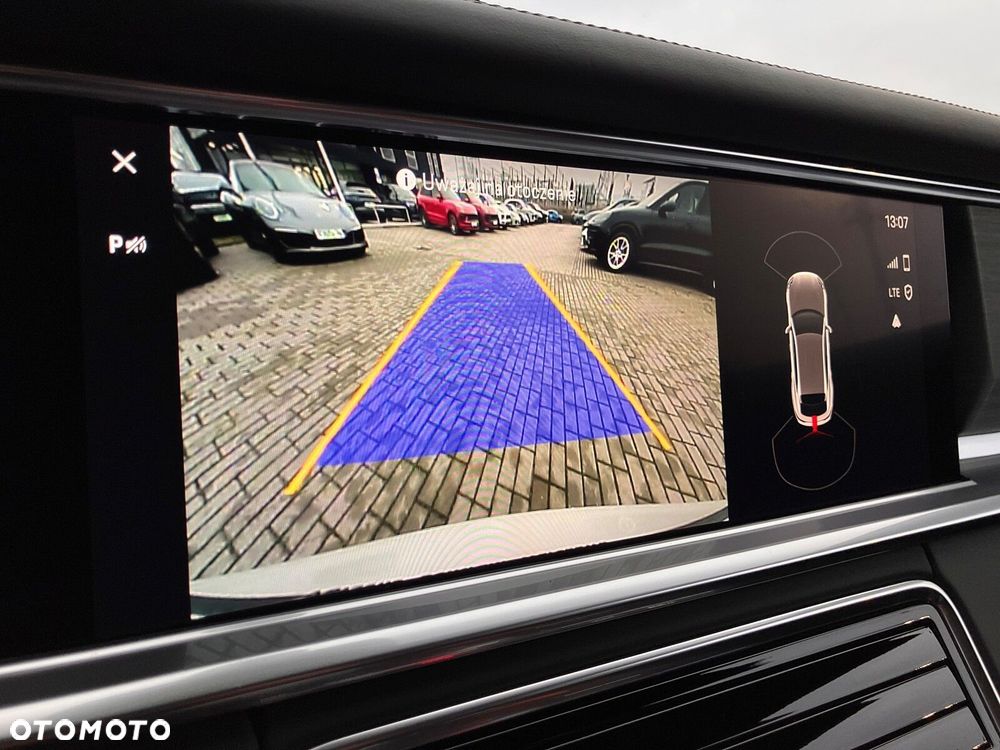 Porsche Panamera - 31