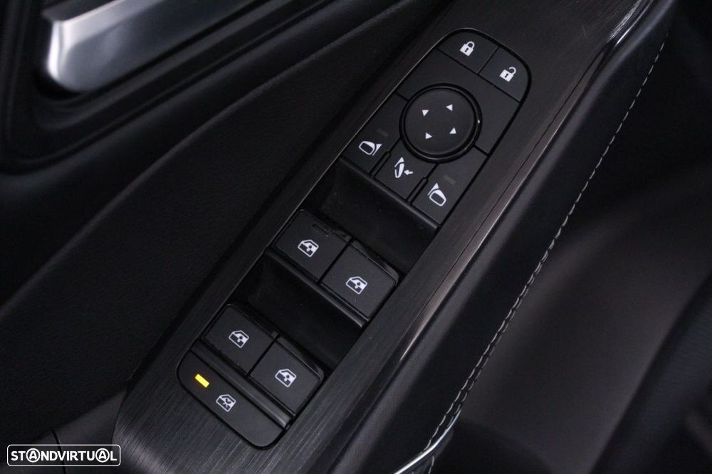 Nissan Qashqai 1.3 DIG-T N-Connecta LED Xtronic - 20