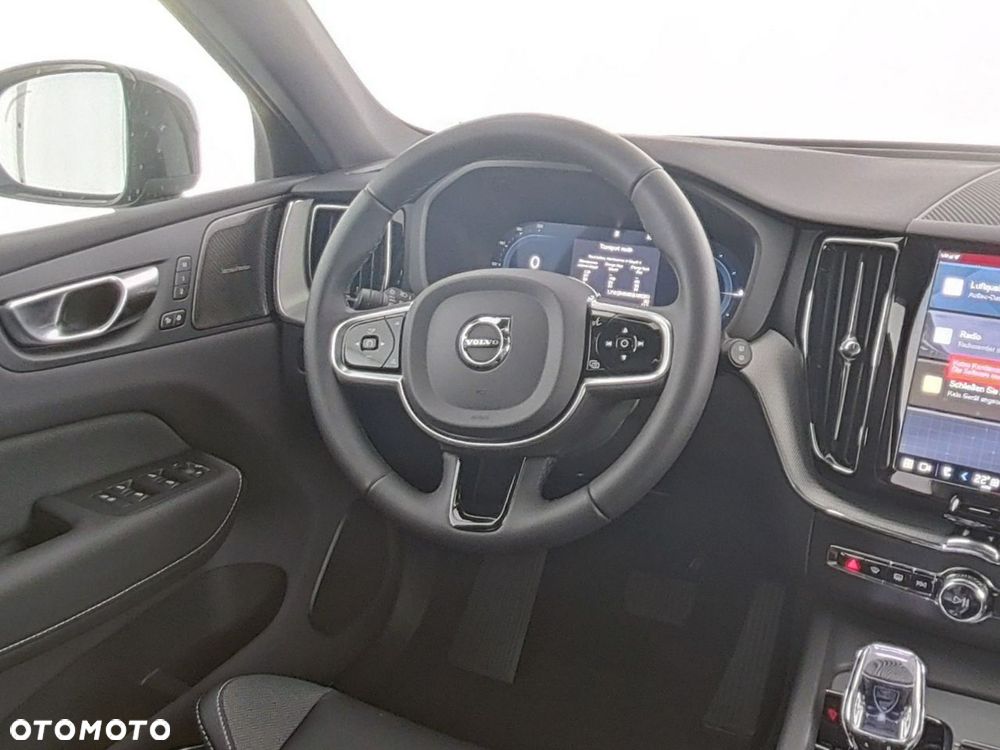 Volvo XC 60 T8 Plug-In Hybrid AWD Plus Black Edition - 14