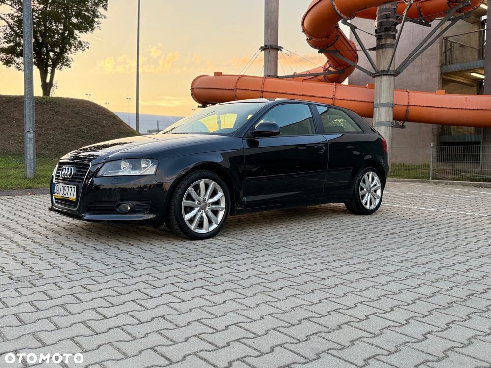 Audi A3 3-drzwiowe 2.0 TDI Attraction - 1